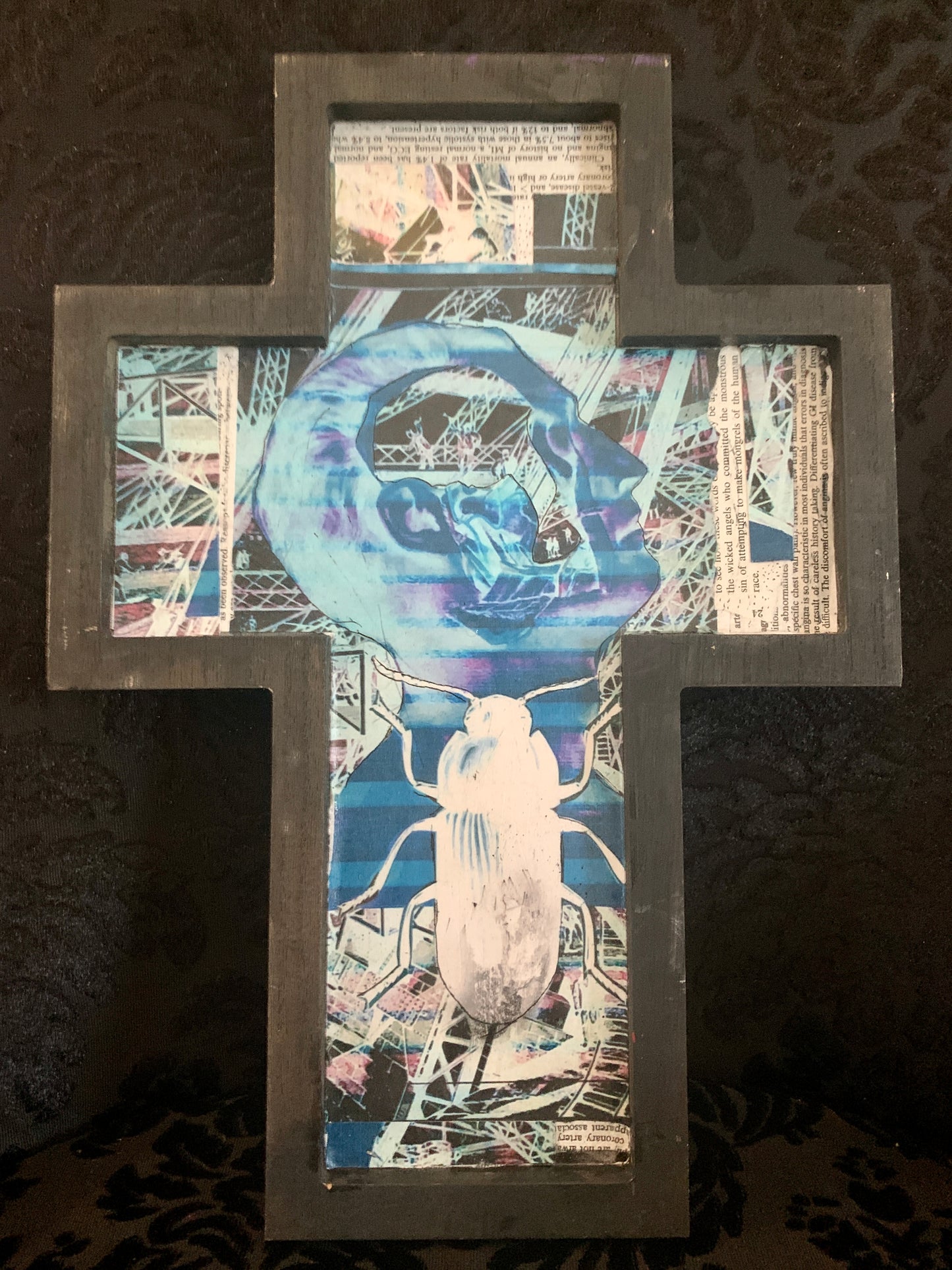 Cross-shaped Art Panel