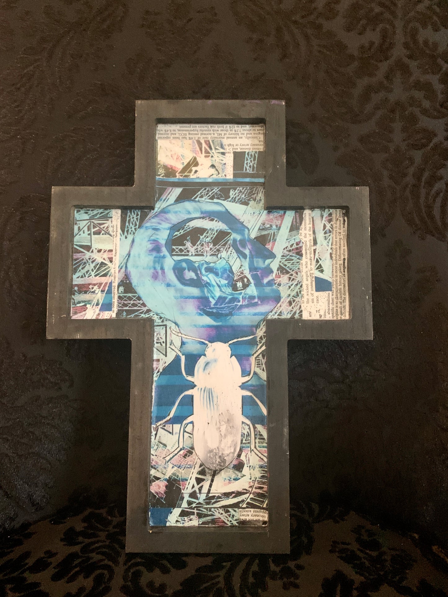 Cross-shaped Art Panel