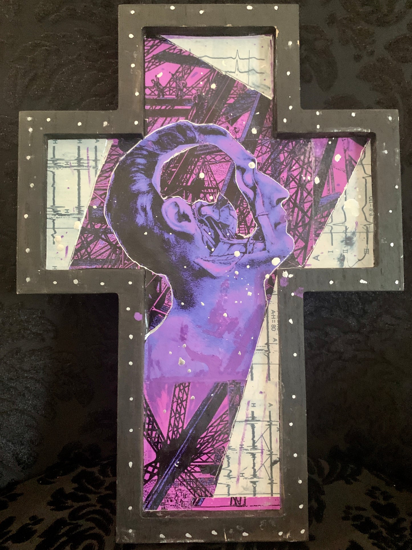 Cross-shaped Art Panel